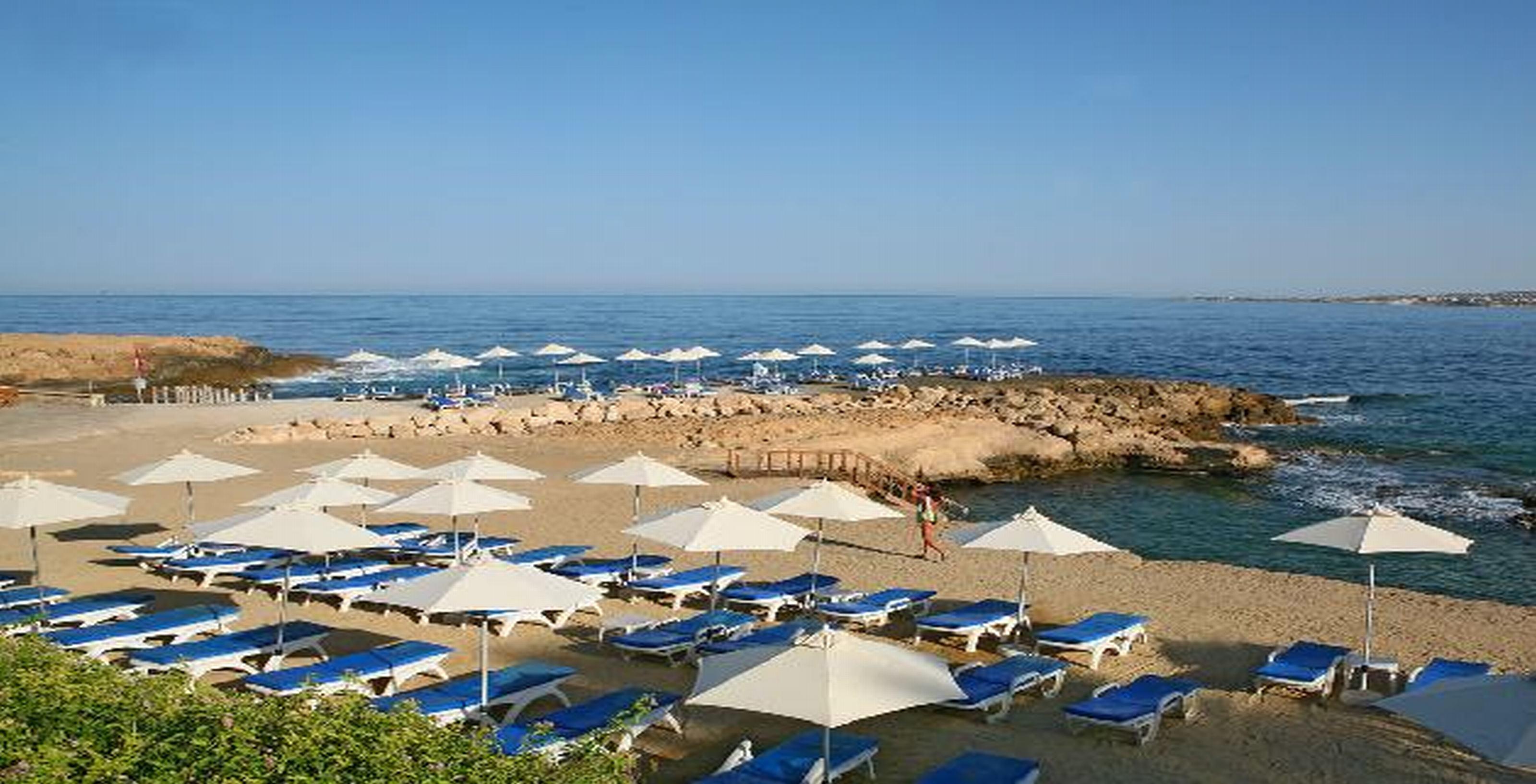 Cynthiana Beach Hotel Kissonerga Bagian luar foto