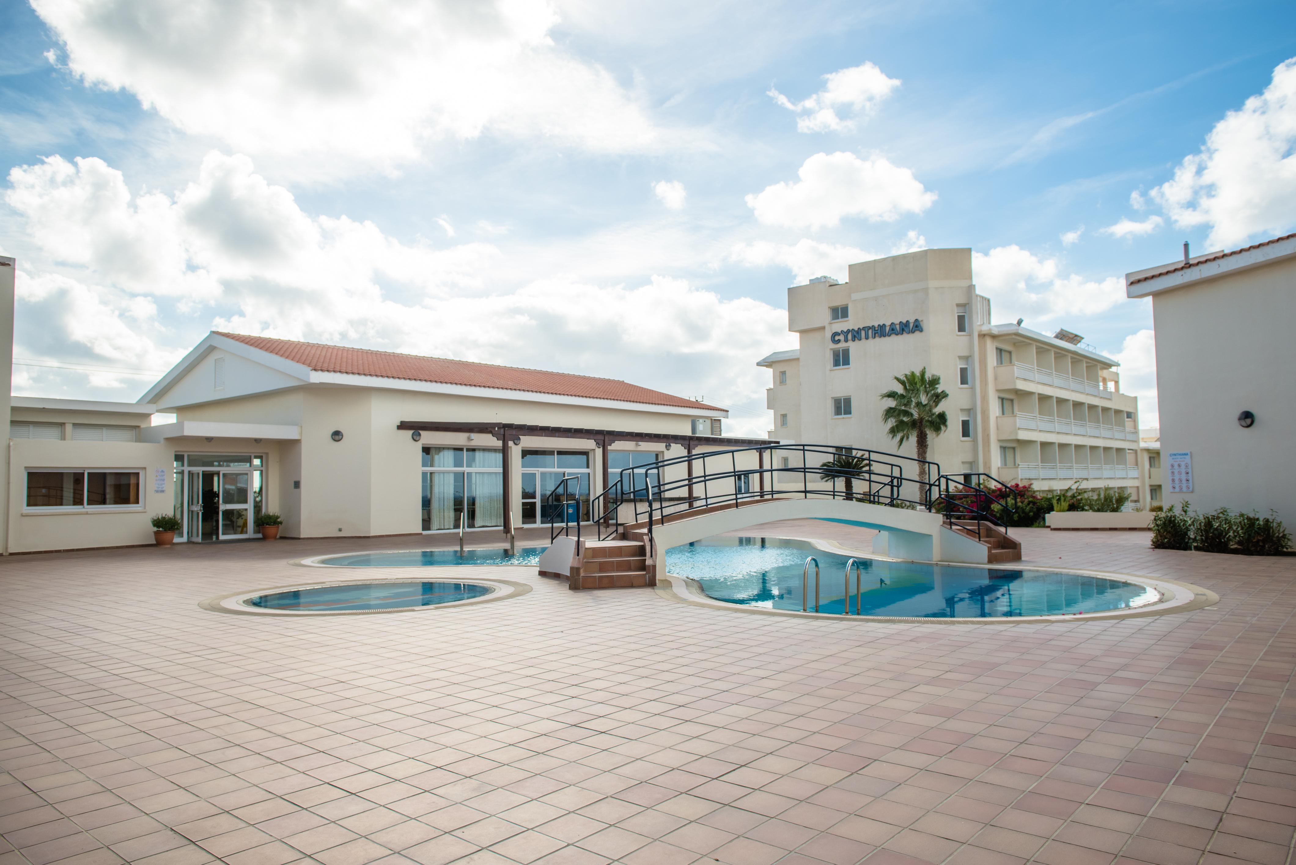 Cynthiana Beach Hotel Kissonerga Bagian luar foto