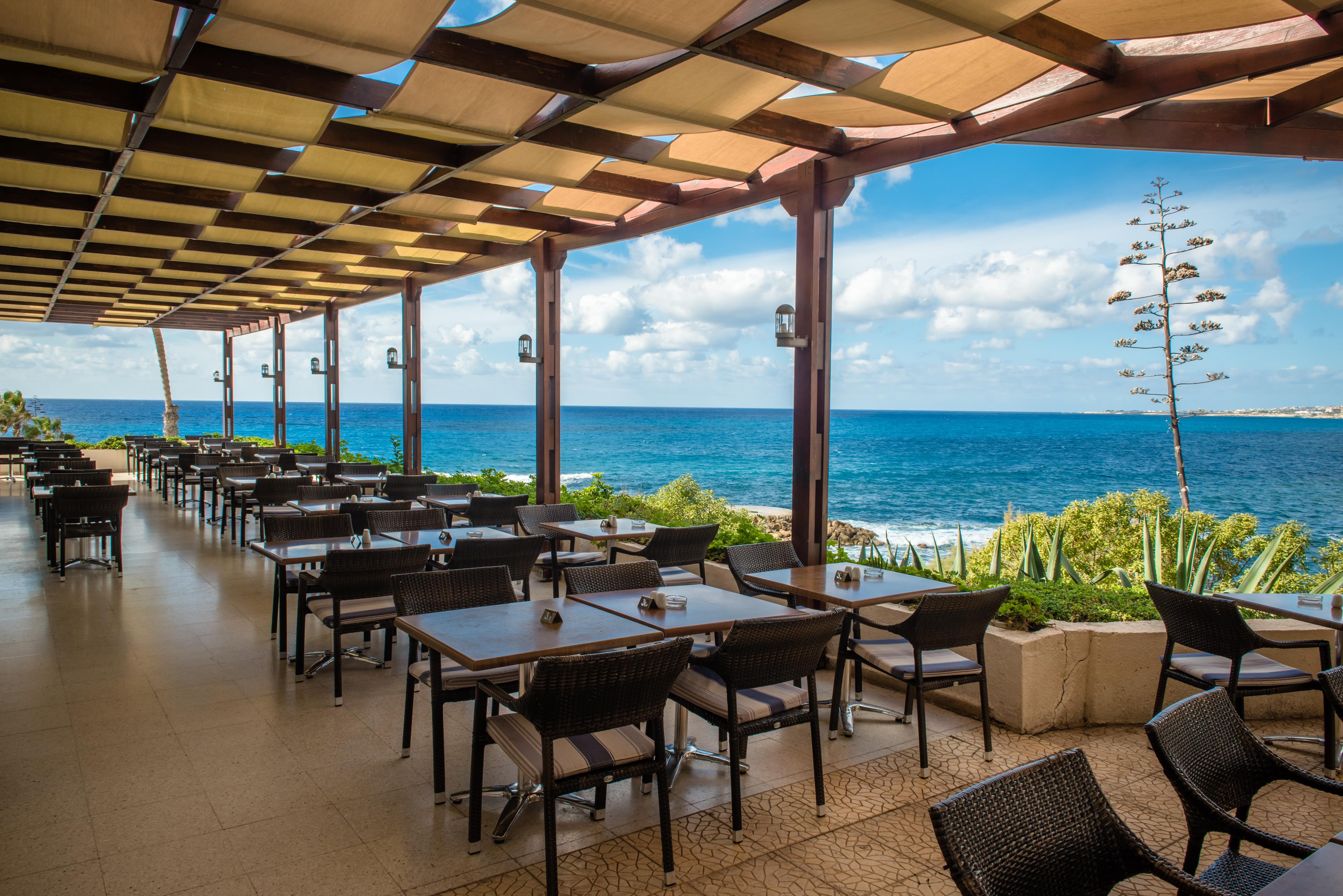 Cynthiana Beach Hotel Kissonerga Bagian luar foto